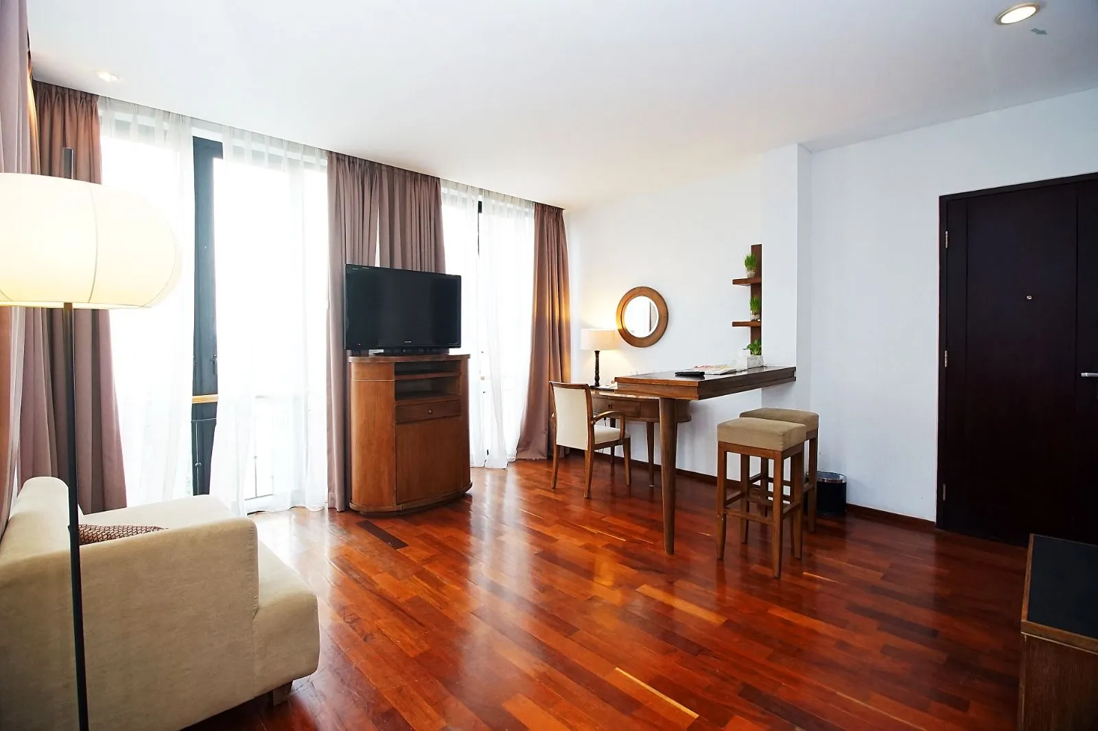Suite Room 2