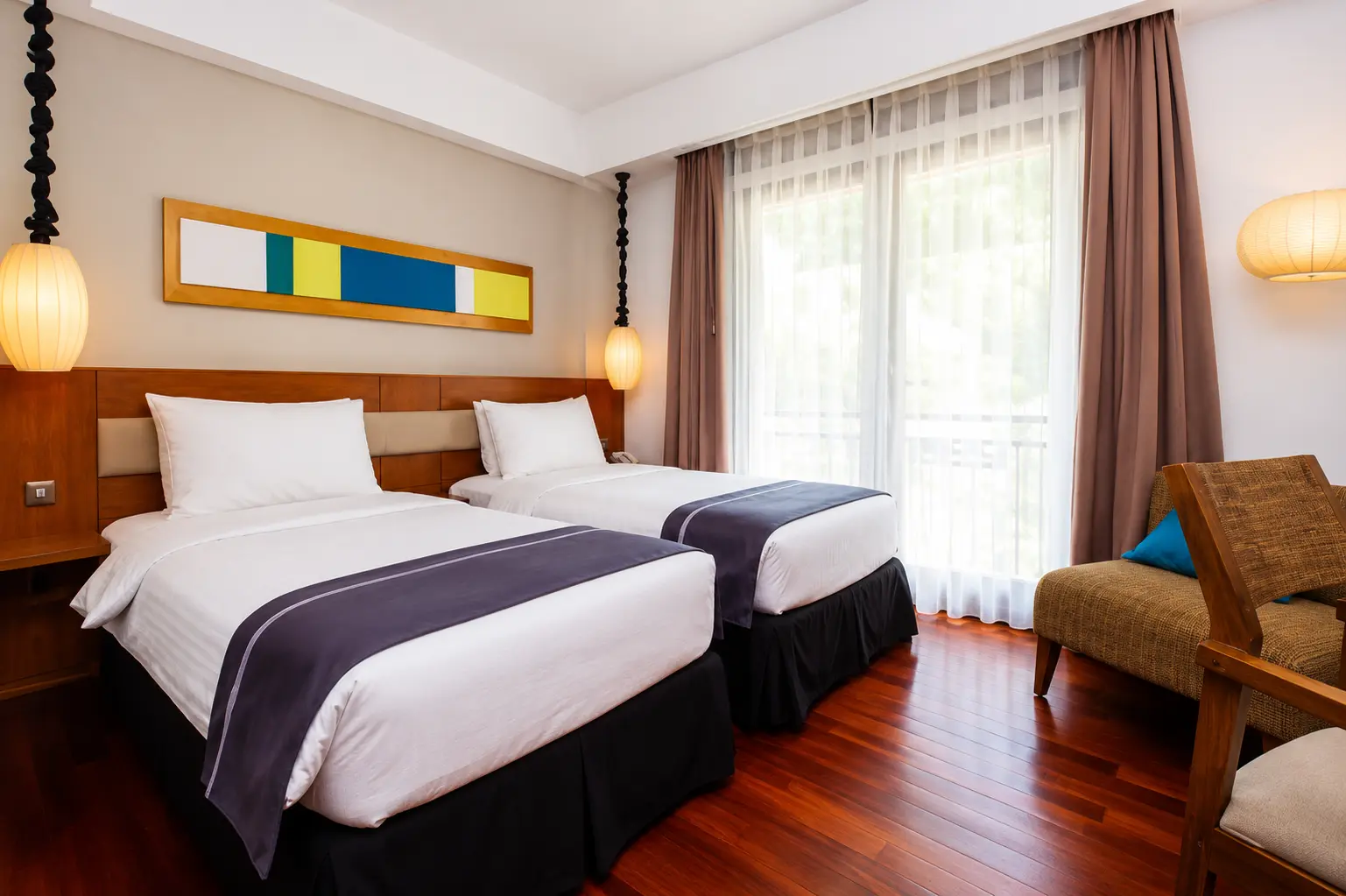 Deluxe Twin Room 1
